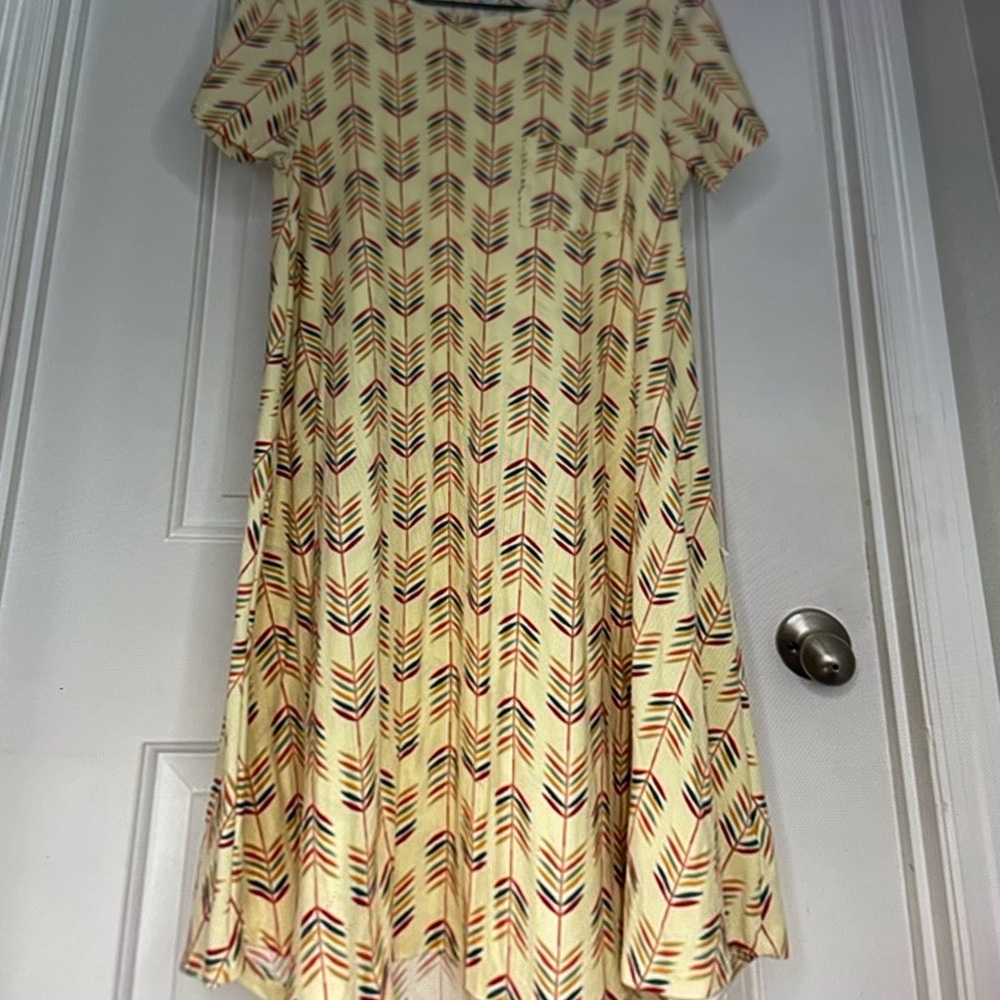 LuLaRoe Cream High Low Dress with Red and Blue Pattern - Picture 10 of 14